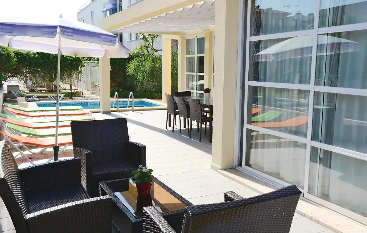 Nice Home In Can Picafort With Kitchen